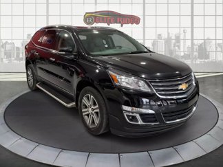 Used 2017 Chevrolet Traverse LT image 1