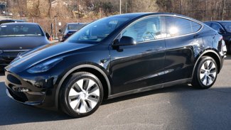 Used 2023 Tesla Model Y Long Range image 1