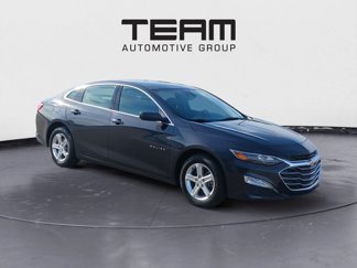 Used 2023 Chevrolet Malibu LT image 1