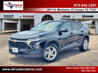Used 2025 Chevrolet Trax LS w/ LS Convenience Package image 1