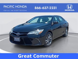 Used 2015 Toyota Camry SE image 1