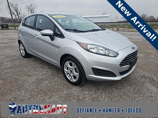 Used 2016 Ford Fiesta SE image 1