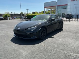 Used 2017 Toyota 86 image 1