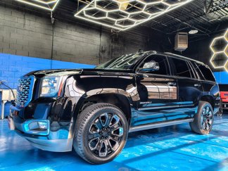 Used 2018 GMC Yukon Denali w/ Denali Ultimate Package image 1
