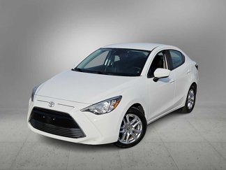 Used 2017 Toyota Yaris iA image 1