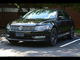 Used 2013 Volkswagen Passat TDI SEL Premium image 1