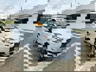 Used 2018 Ford Fiesta SE image 1