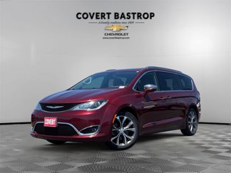 Used 2017 Chrysler Pacifica Limited w/ UConnect Theater Package image 1