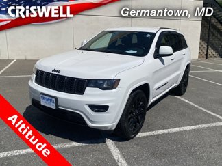 Used 2018 Jeep Grand Cherokee Altitude image 1