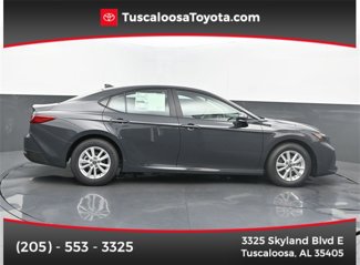 New 2025 Toyota Camry LE image 1