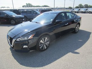 Used 2021 Nissan Altima 2.5 SV image 1