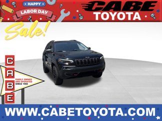 Used 2019 Jeep Cherokee Trailhawk w/ Comfort/Convenience Group image 1