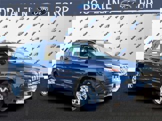 Used 2018 Jeep Cherokee Latitude w/ Cold Weather Group image 1