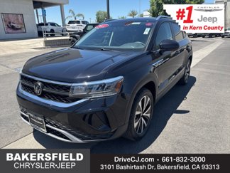 Used 2022 Volkswagen Taos SE image 1