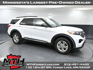 Used 2022 Ford Explorer XLT image 1