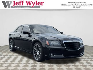 Used 2013 Chrysler 300 S image 1