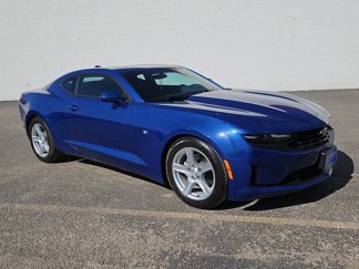 Used 2023 Chevrolet Camaro LT image 1