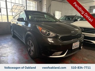 Used 2018 Kia Niro EX image 1