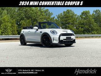 Used 2024 MINI Cooper S image 1