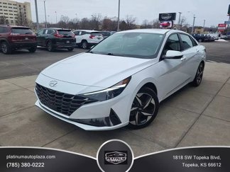 Used 2022 Hyundai Elantra SEL w/ Convenience + Premium Package image 1