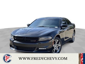 Used 2016 Dodge Charger SXT image 1