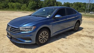 Used 2021 Volkswagen Jetta SE w/ SE Cold Weather Package image 1