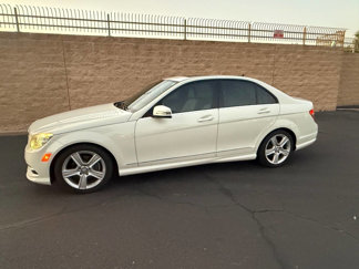 Used 2011 Mercedes-Benz C 300 Luxury image 1
