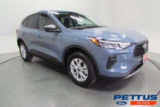 New 2025 Ford Escape Active w/ Cold Weather Package image 1