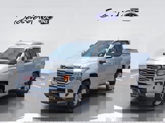 Used 2016 GMC Canyon SLE image 1