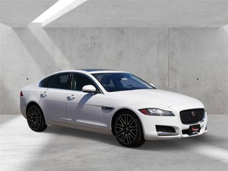 Used 2016 Jaguar XF Prestige image 1