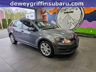 Used 2016 Volkswagen Golf Limited Edition image 1