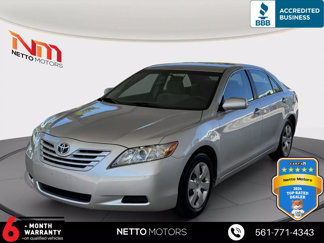 Used 2009 Toyota Camry LE image 1