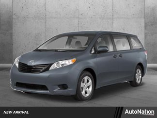 Used 2013 Toyota Sienna LE image 1