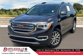 Used 2018 GMC Acadia SLE image 1