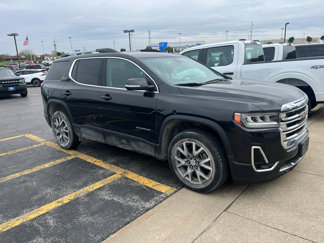 Used 2020 GMC Acadia SLT image 1