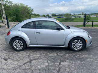 Used 2012 Volkswagen Beetle 2.5 image 1