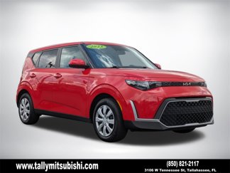 Used 2023 Kia Soul LX image 1