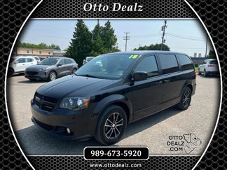 Used 2018 Dodge Grand Caravan SE image 1