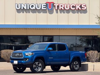 Used 2017 Toyota Tacoma TRD Sport image 1