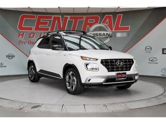 Used 2022 Hyundai Venue Limited image 1