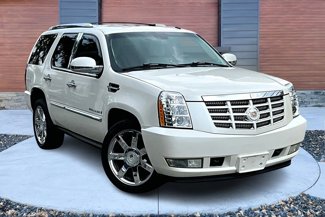 Used 2008 Cadillac Escalade AWD image 1