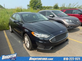 Used 2020 Ford Fusion SE image 1