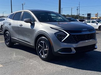 New 2025 Kia Sportage LX image 1