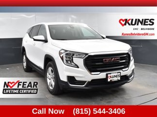 Used 2024 GMC Terrain SLE image 1