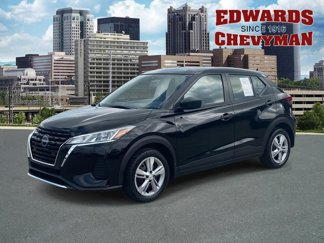 Used 2023 Nissan Kicks S image 1