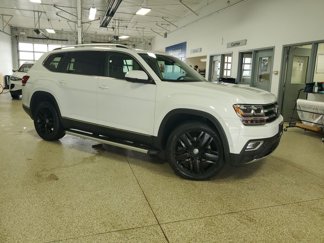 Used 2018 Volkswagen Atlas SEL Premium image 1