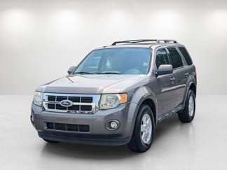 Used 2011 Ford Escape XLT w/ 202A Rapid Spec Order Code image 1