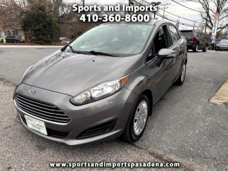Used 2014 Ford Fiesta SE image 1