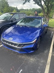 Used 2024 Hyundai Elantra SEL w/ Convenience Package image 1