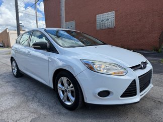 Used 2014 Ford Focus SE image 1